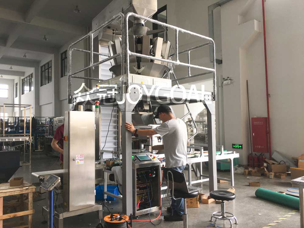 VP series combined type vertical packing machine for Hardware Nut Screw part2